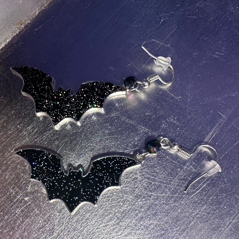 Dangly sparkly bat earrings 🦇